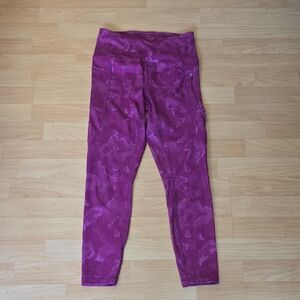 Reebok Printed Prime Highrise 7/8 Legging with 25" Inseam and Side Zippe Size SP